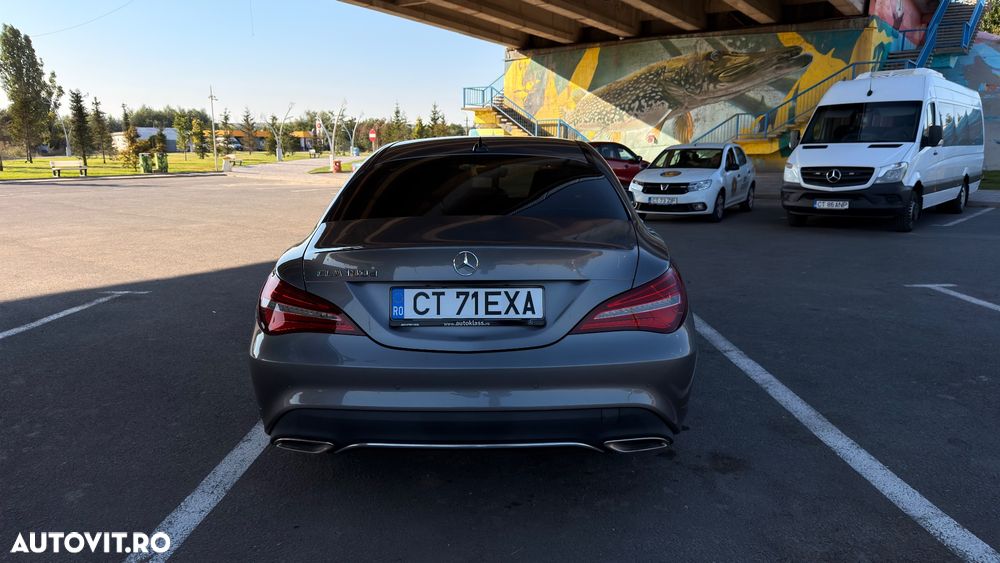 Mercedes-Benz CLA 180 - 8