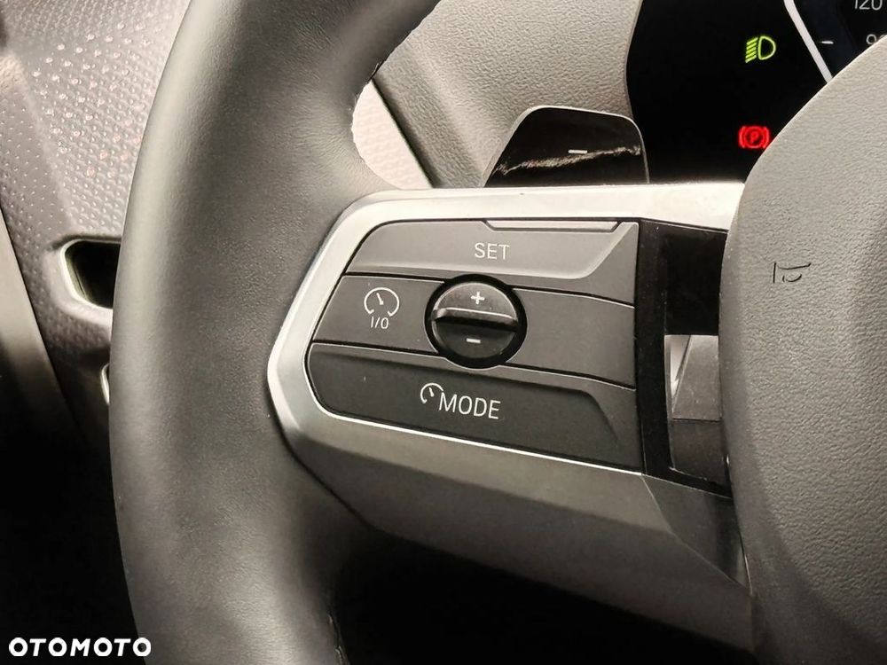 BMW Seria 1 120d - 14