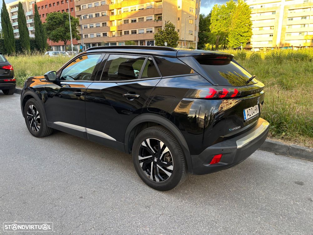 Peugeot e-2008 50 kWh Allure Pack - 6