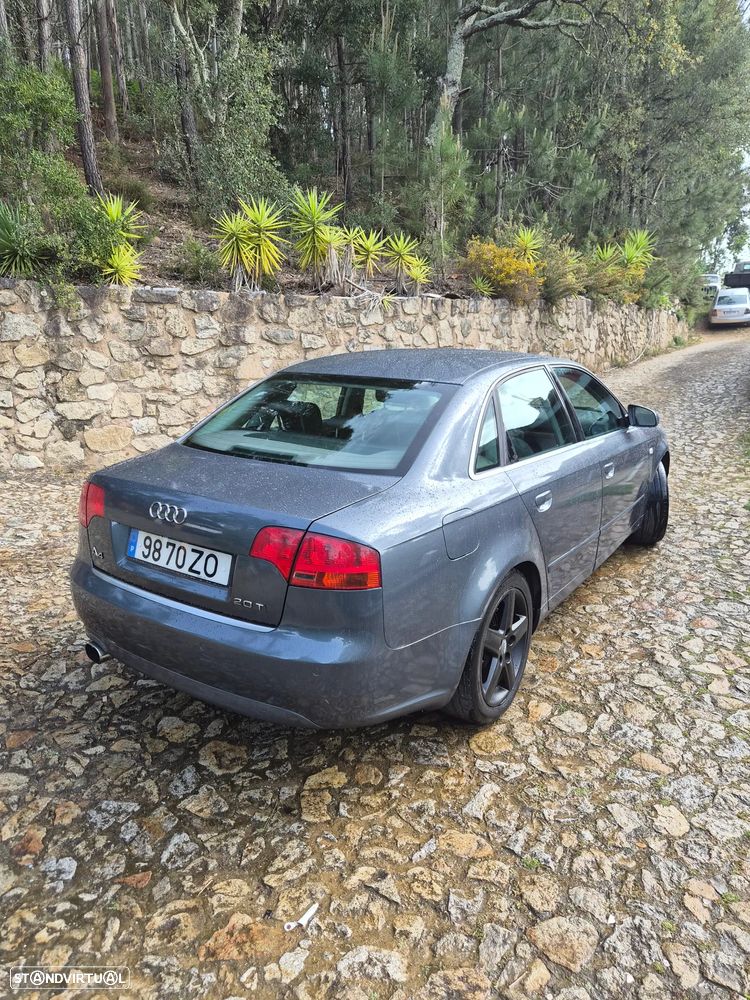 Audi A4 2.0 TDI Advance - 5