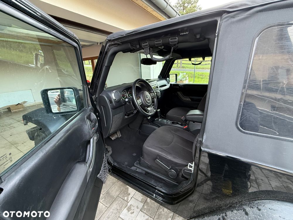 Jeep Wrangler - 6