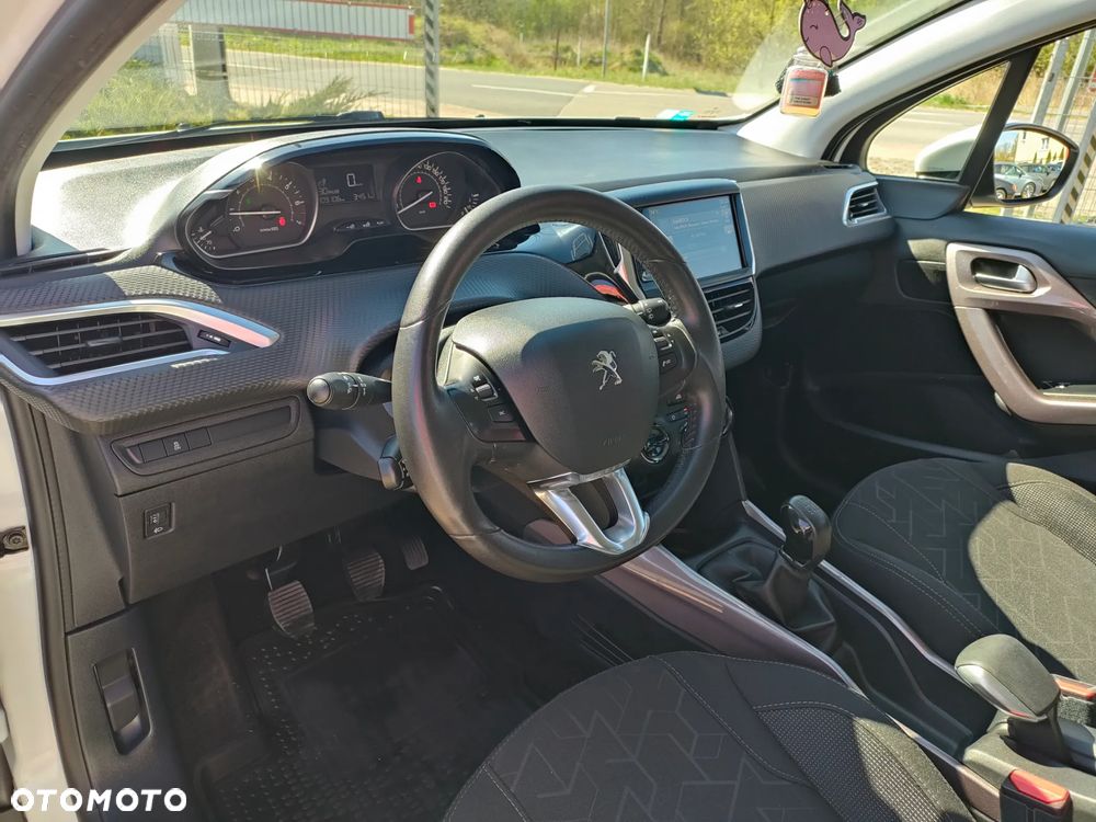 Peugeot 2008 PureTech 82 Active - 19