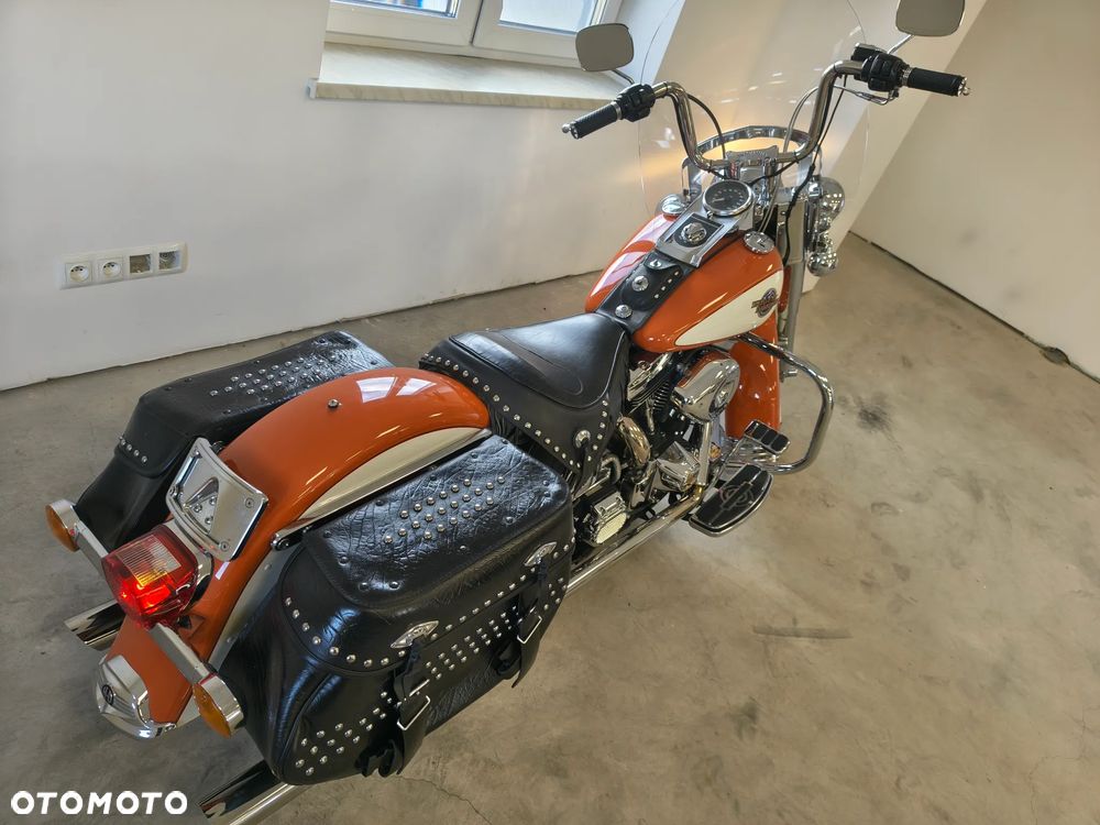 Harley-Davidson Softail Heritage Classic - 18