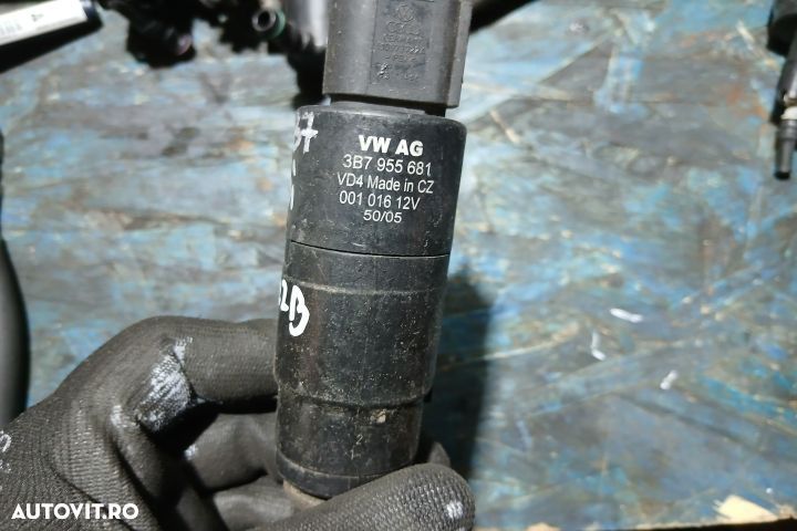 Pompita lichid parbriz si luneta 3B7955681 3B7955681 Audi A4 B7 [2004 - 2