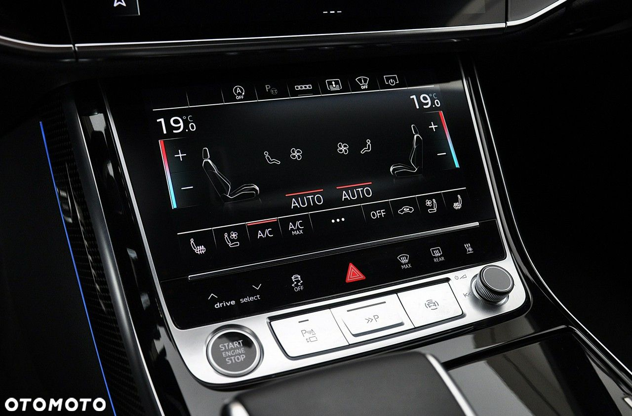 Audi A8 - 21