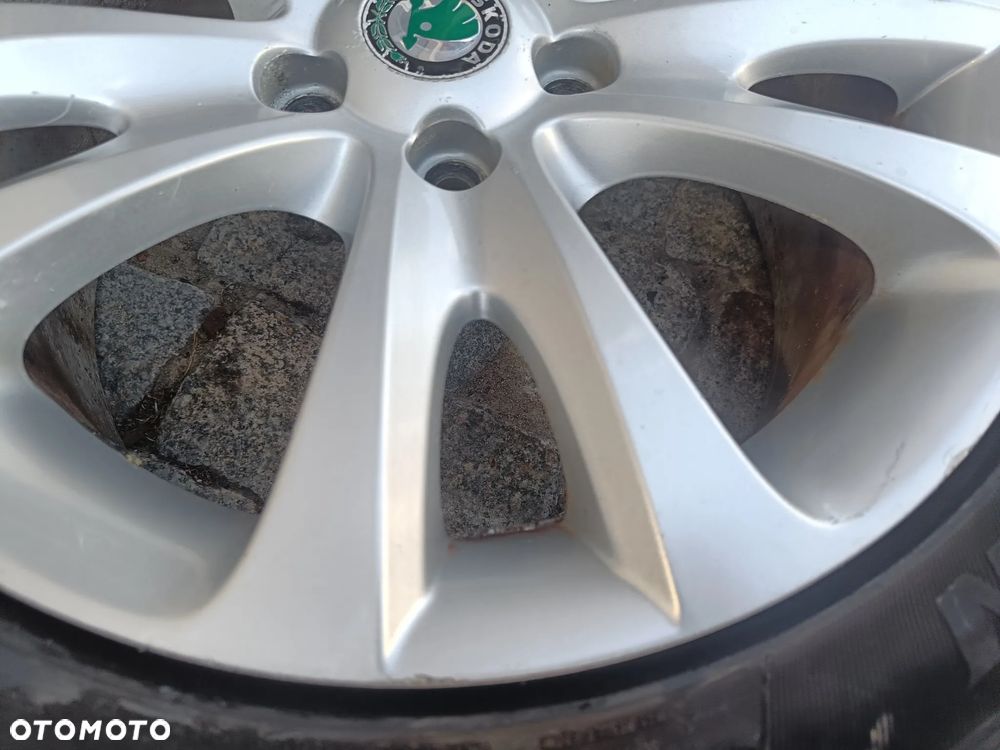 Felgi Aluminiowe 17 Skoda Superb 2 II 5x112 ET49 3T0601025D Koła Seat Audi VW 7,5Jx17H2 - 25