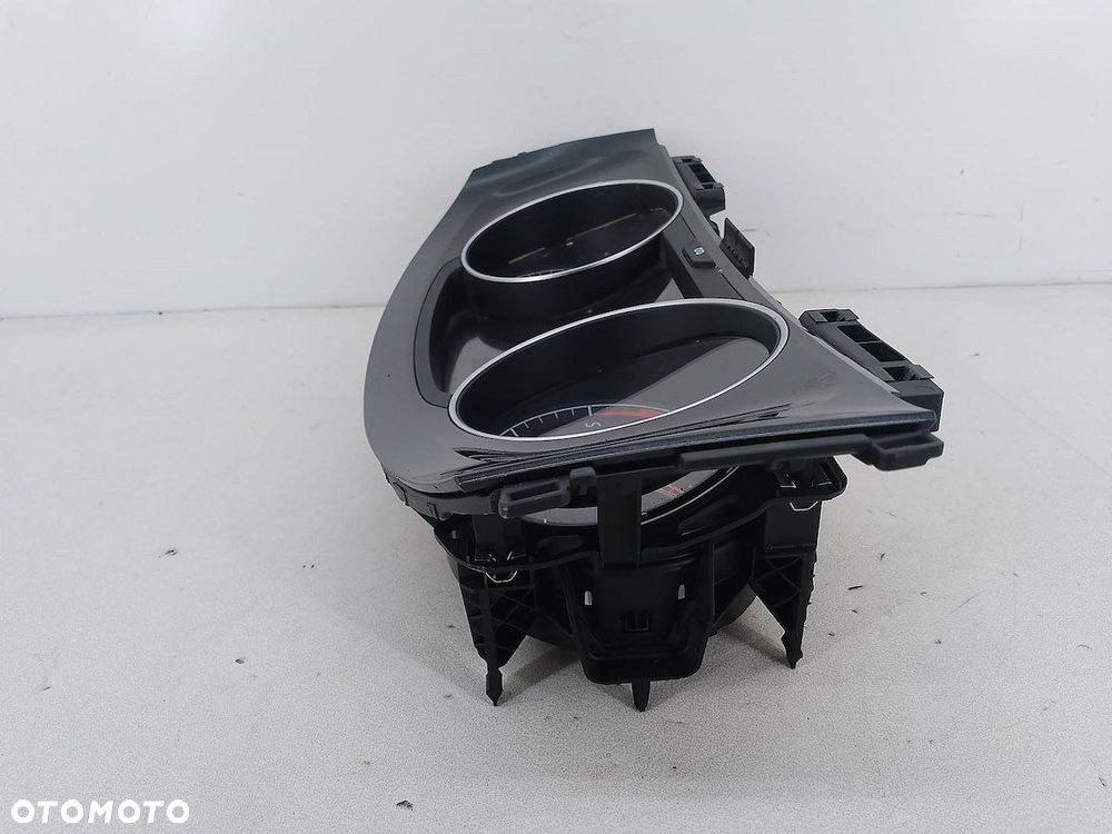 LICZNIK VW GOLF VII 5G1920741D  5G1260211 1.6 TDI - 3