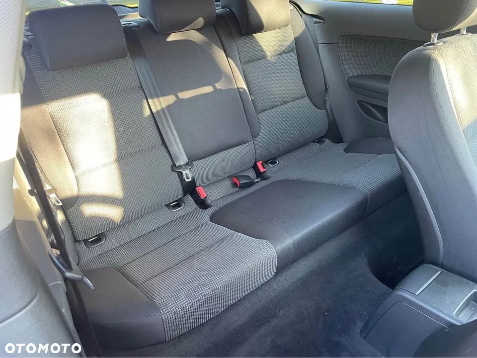 Audi A3 3-drzwiowe 1.6 Attraction - 9