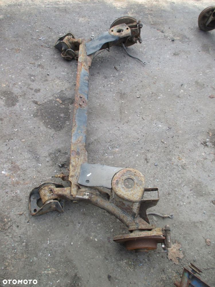 OŚ TYŁ BELKA ZAWIESZENIA AUDI A3 8L GOLF IV LEON I - 3