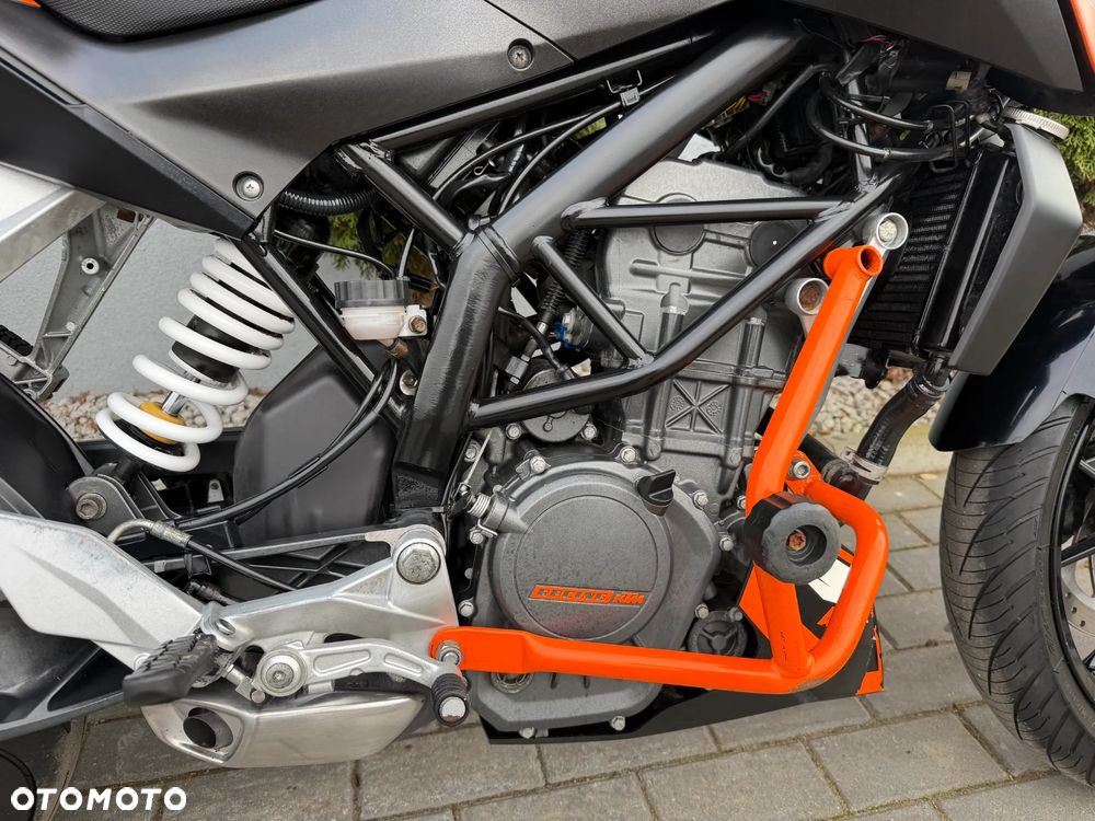 KTM Duke - 18