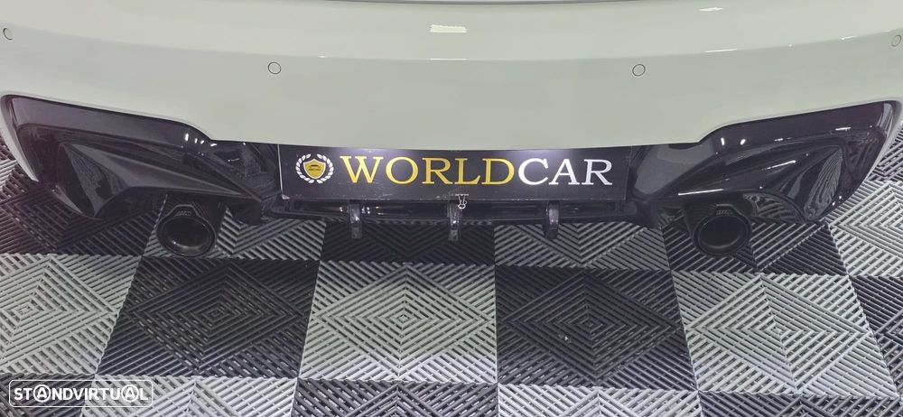 BMW 118 d Pack M - 24