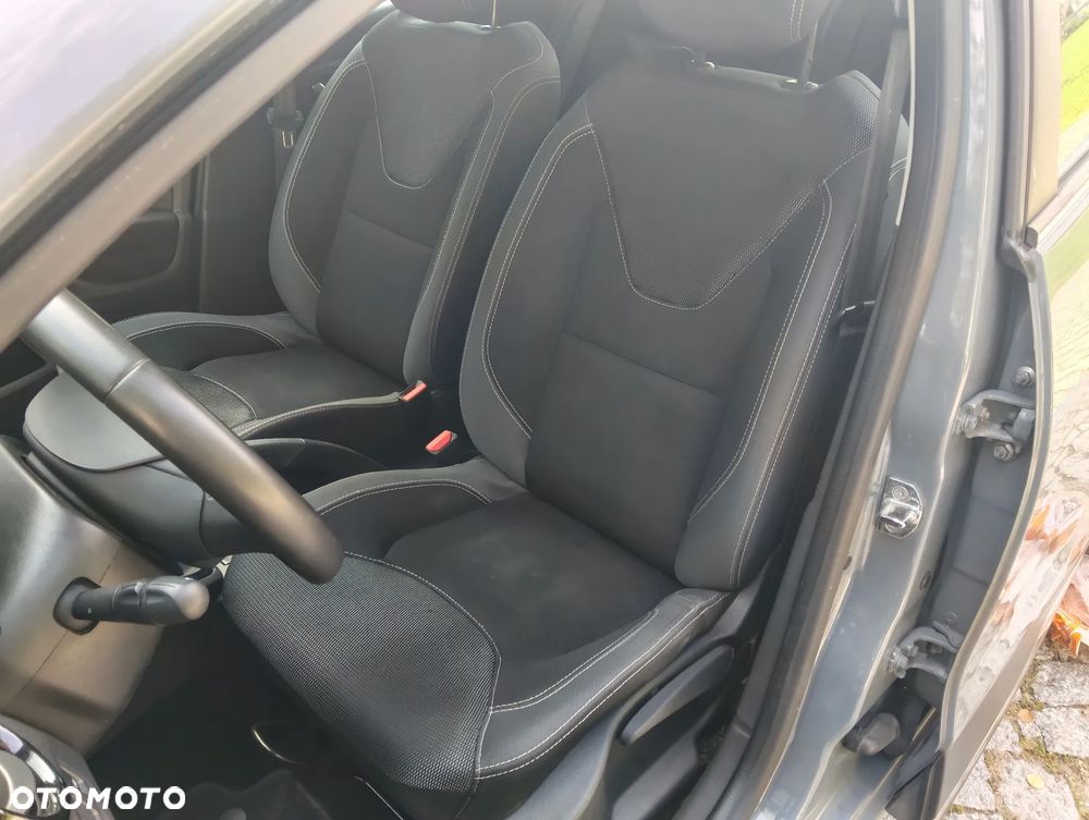 Renault Clio 1.5 dCi Energy Alize - 8