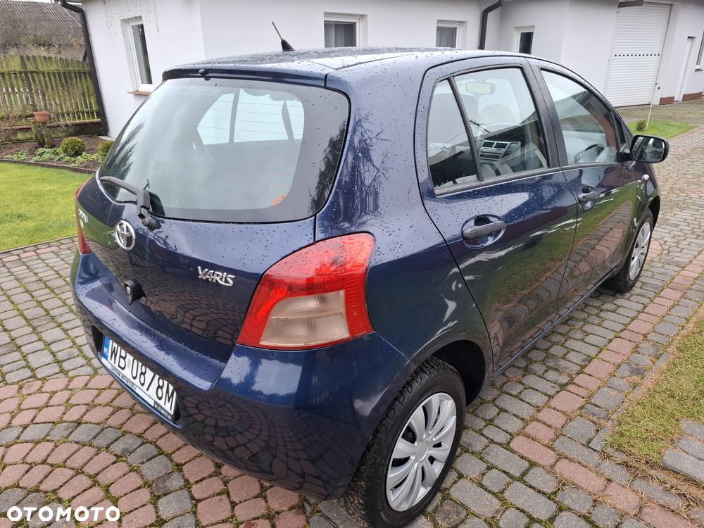 Toyota Yaris - 3
