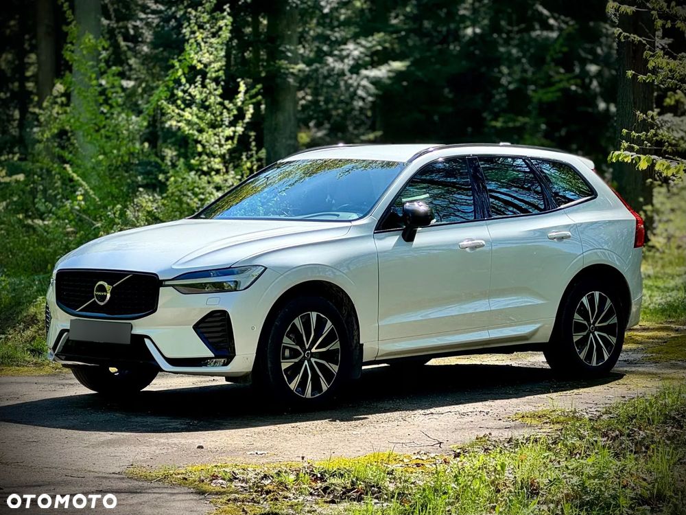 Volvo XC 60 B5 B AWD Plus Dark - 1