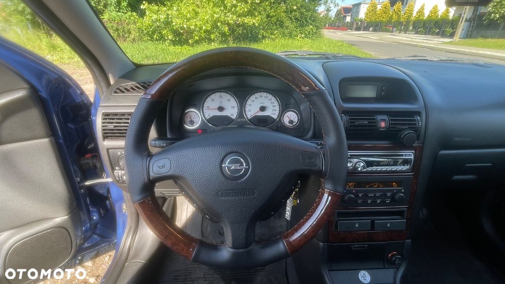 Opel Astra 1.7 DTI - 10