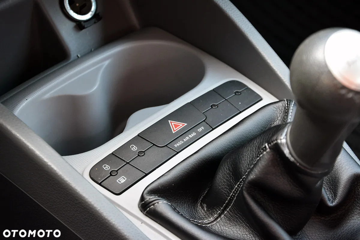 Seat Ibiza 1.2 12V Style - 33