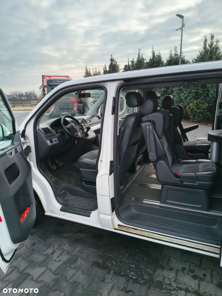 Volkswagen Multivan - 7