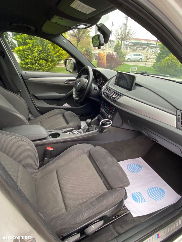 BMW X1 sDrive20d - 13