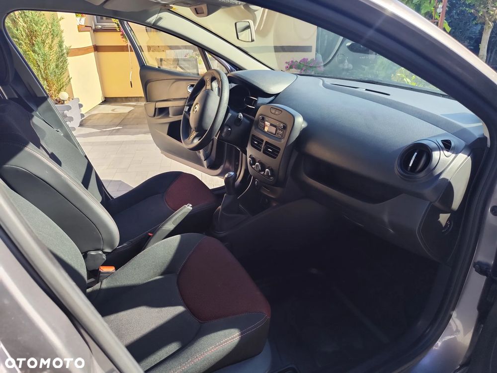 Renault Clio 1.2 16V Alize Euro5 - 12