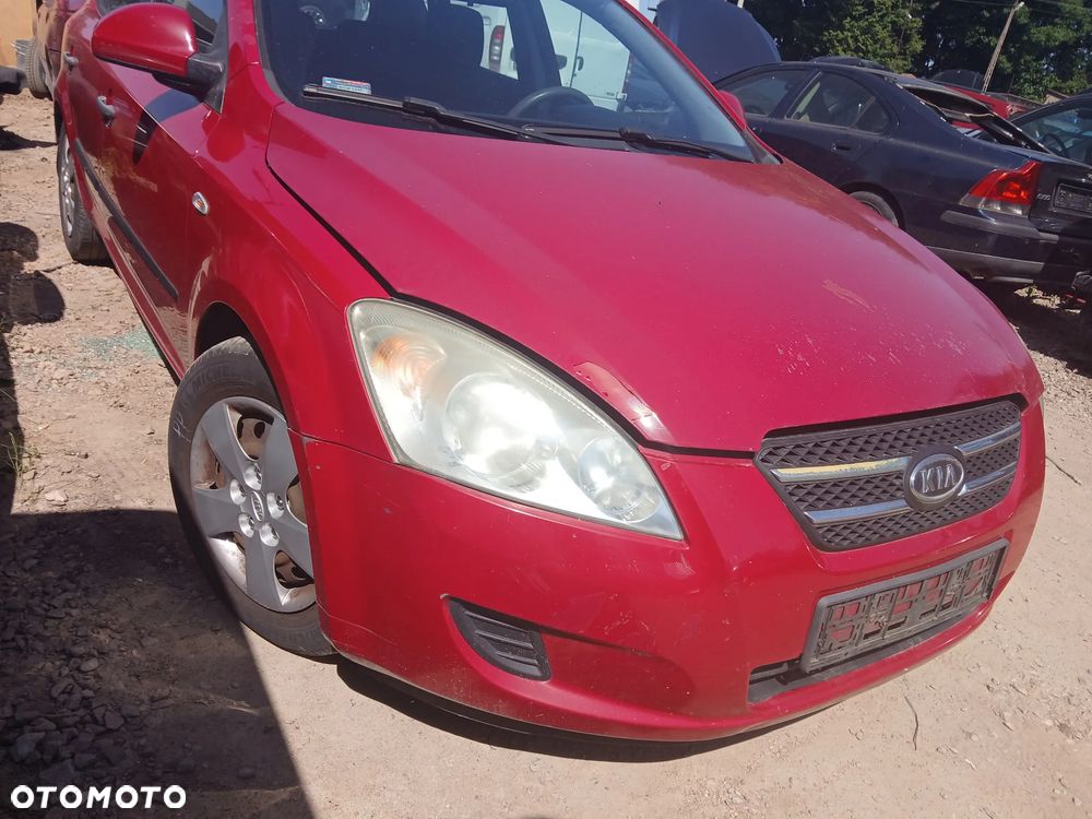KIA CEED 1  HB 1.6 MPI G4FC  HR  silnik skrzynia napęd sanki belka wahacz wahacze zacisk zaciski zwrotnica piasta kopyto mc person amortyzator sprężyna maglownica most dyfer głowica wtrysk wtryski przepustnica przepływomierz pompa wody cewka cewki przekaźnik przerywacz pokrywa głowica blok miska alternator generator - 1