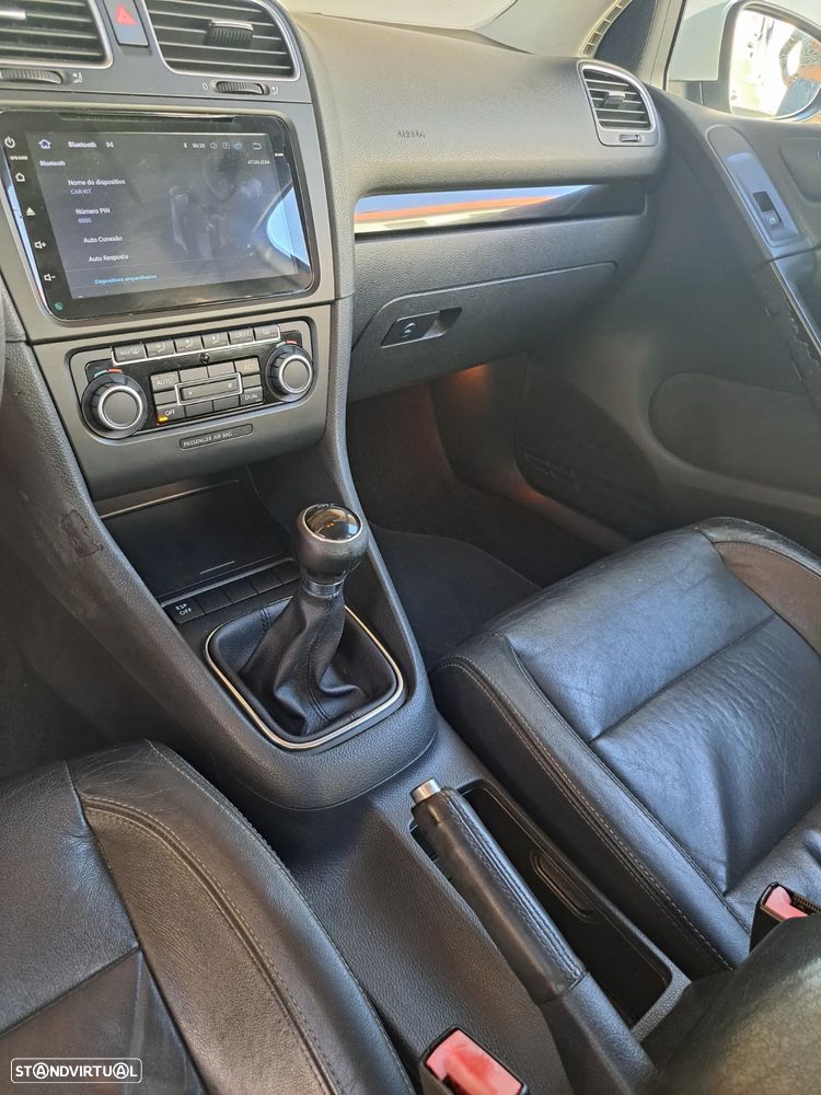 VW Golf 2.0 TDi Confortline - 7