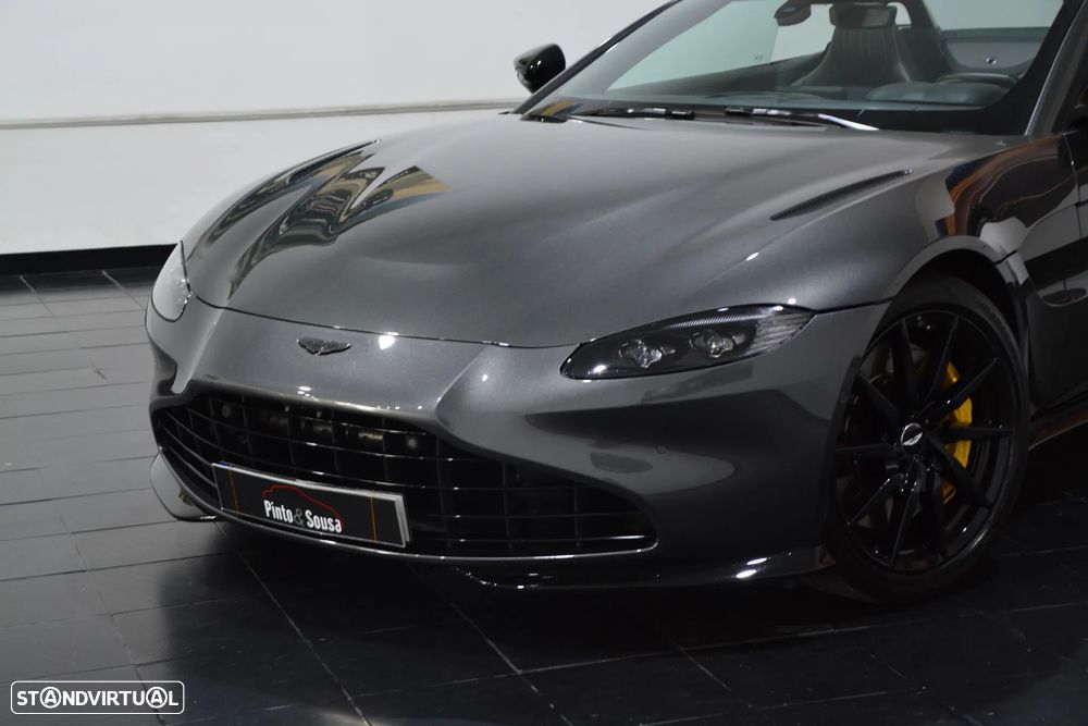 Aston Martin Vantage Roadster V8 - 24