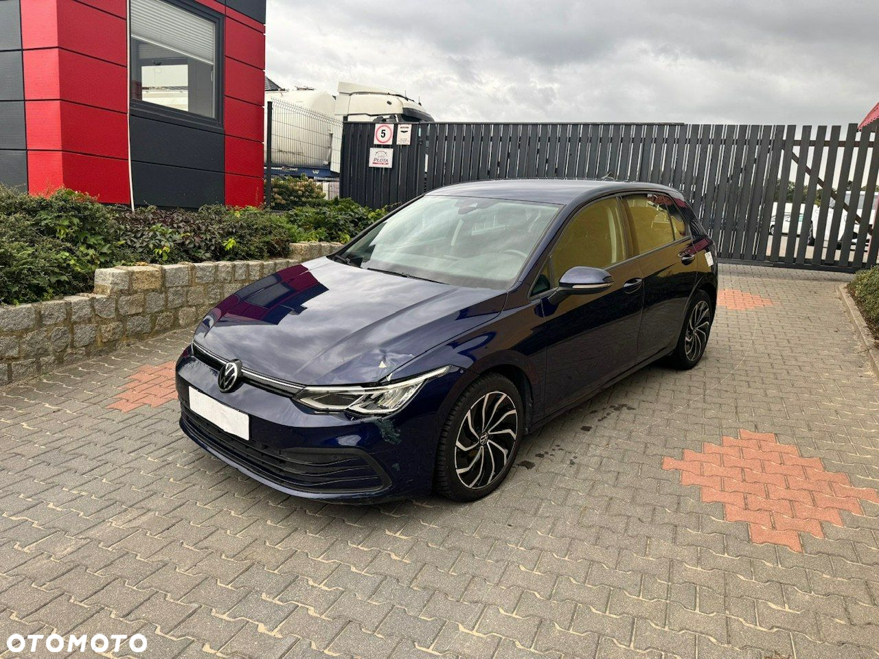 Volkswagen Golf 2.0 TDI SCR - 11