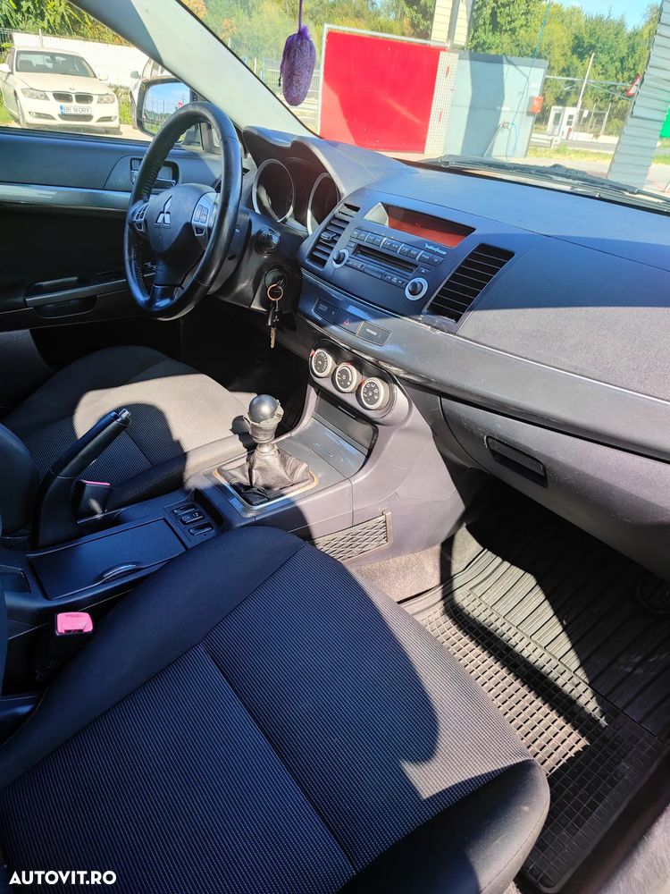 Mitsubishi Lancer 2.0 DI-D Inform - 8