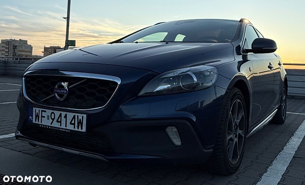 Volvo V40 Cross Country T4 AWD Drive-E Ocean Race - 4