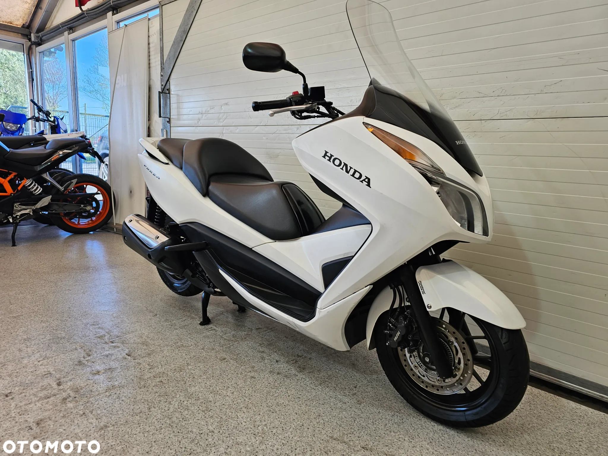 Honda NSS - 13