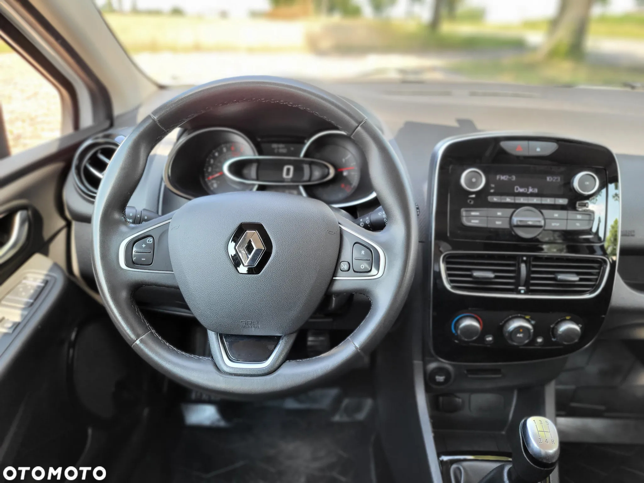 Renault Clio 0.9 Energy TCe Zen - 12
