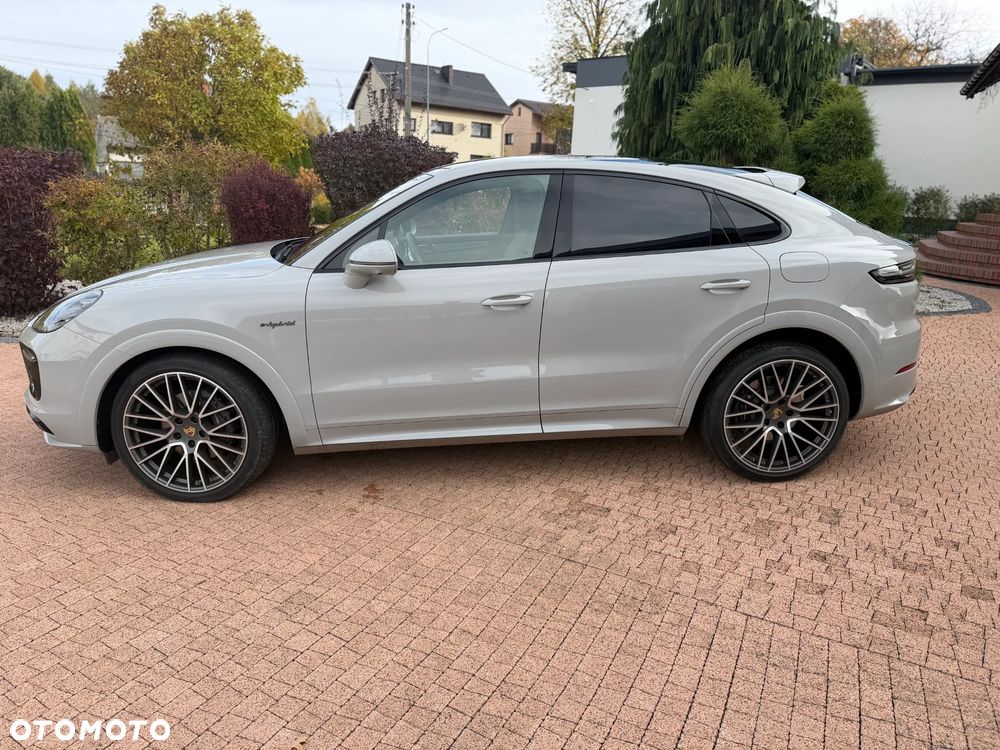 Porsche Cayenne - 6