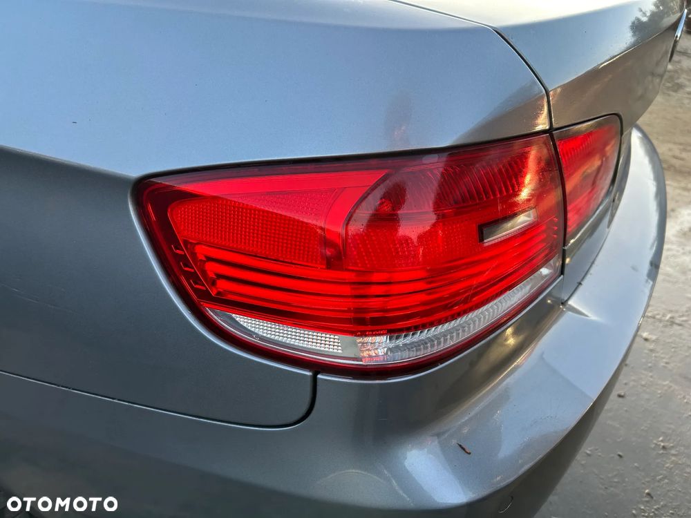 LAMPA LEWY PRAWY TYŁ W BŁOTNIK BMW E92 - 4