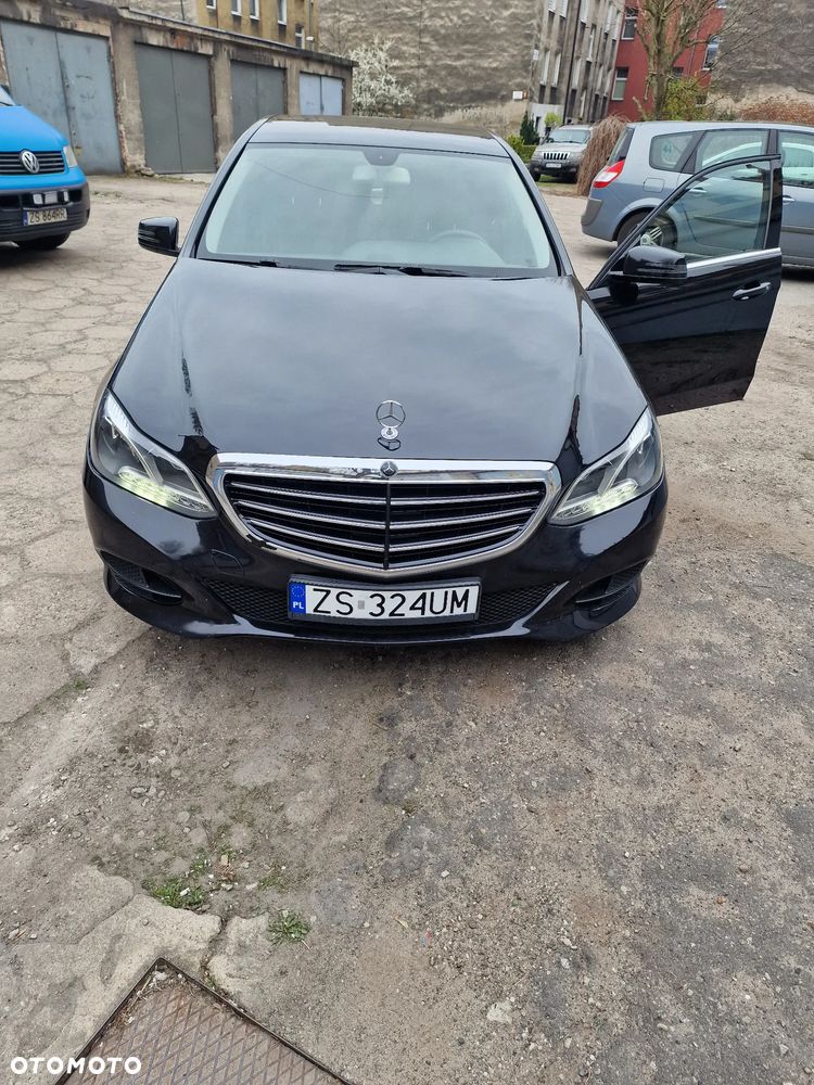 Mercedes-Benz Klasa E 220 CDI DPF BlueEFFICIENCY 7G-TRONIC Elegance - 1