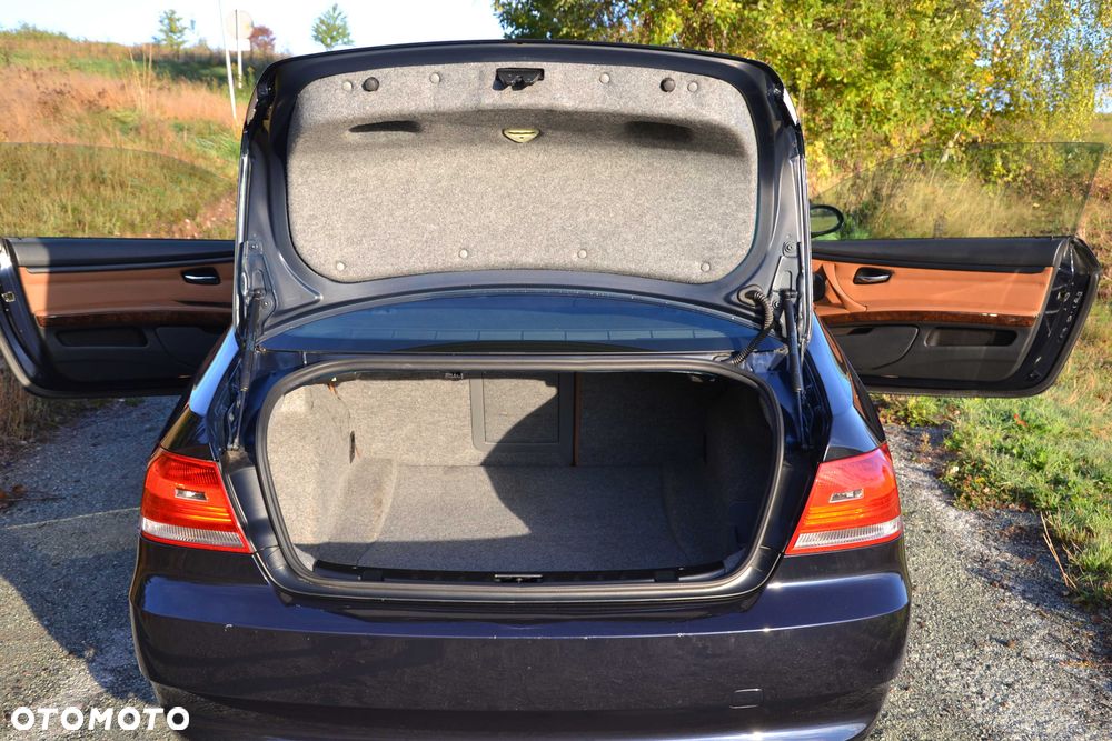 BMW Seria 3 - 12