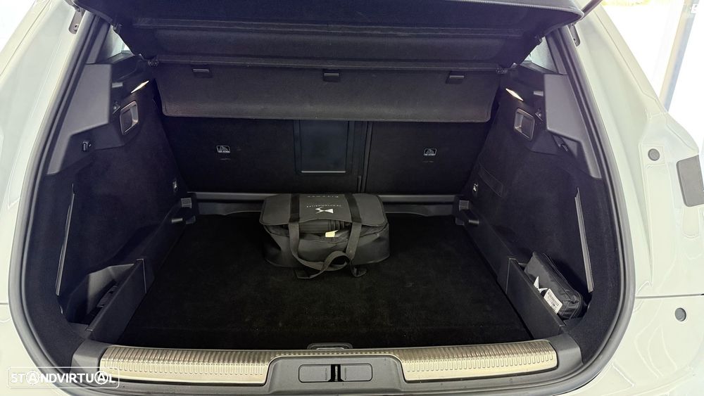 DS DS7 Crossback E-Tense Performance Line EAT8 - 8