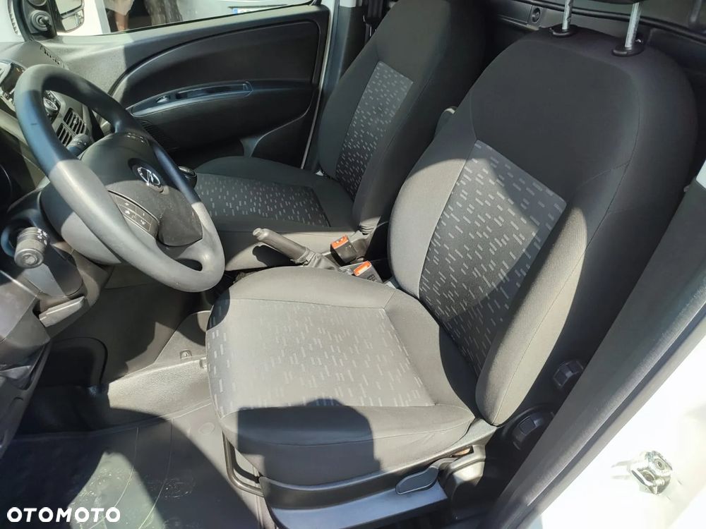 Opel COMBO VAN - 13