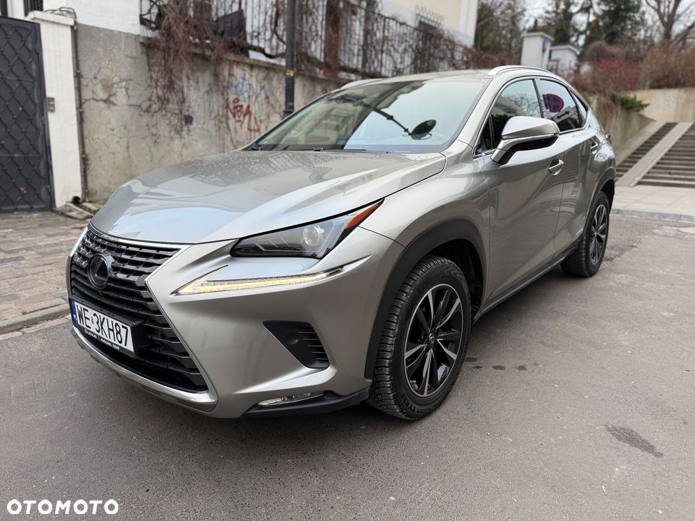 Lexus NX 300h Prestige AWD - 2