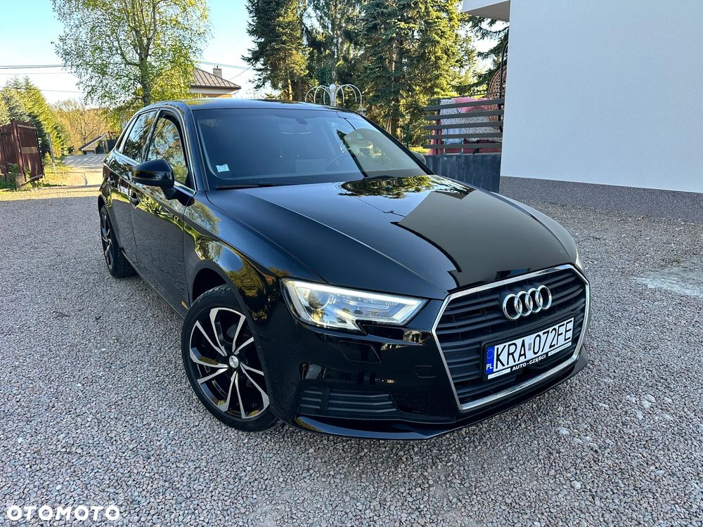 Audi A3 Sportback - 4