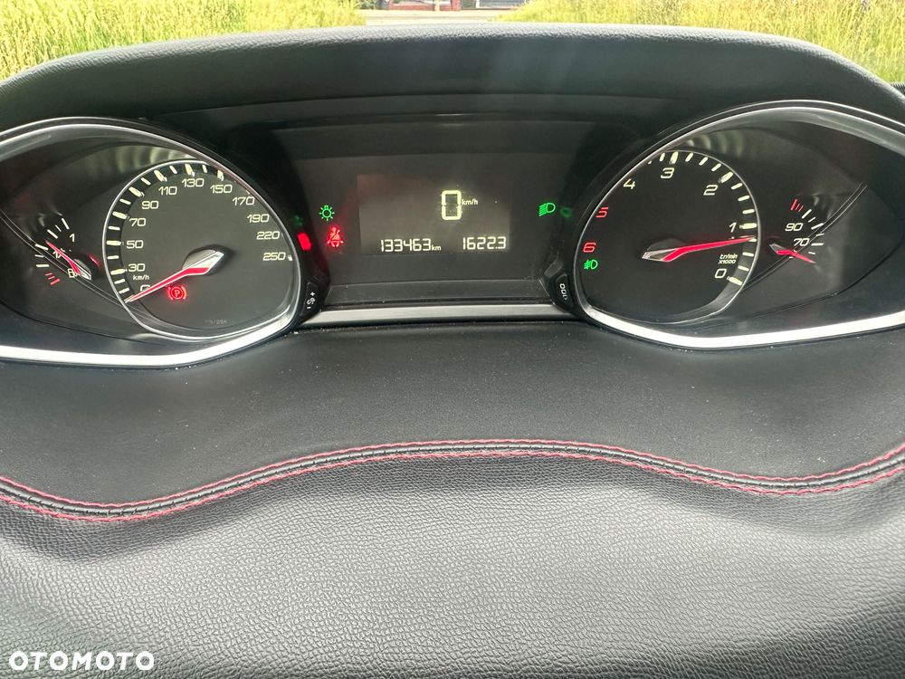 Peugeot 308 - 7