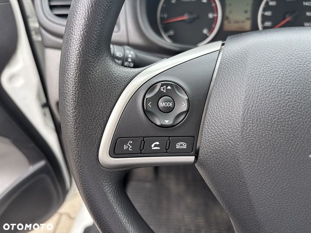 Mitsubishi L200 2.4 d DC Invite - 9