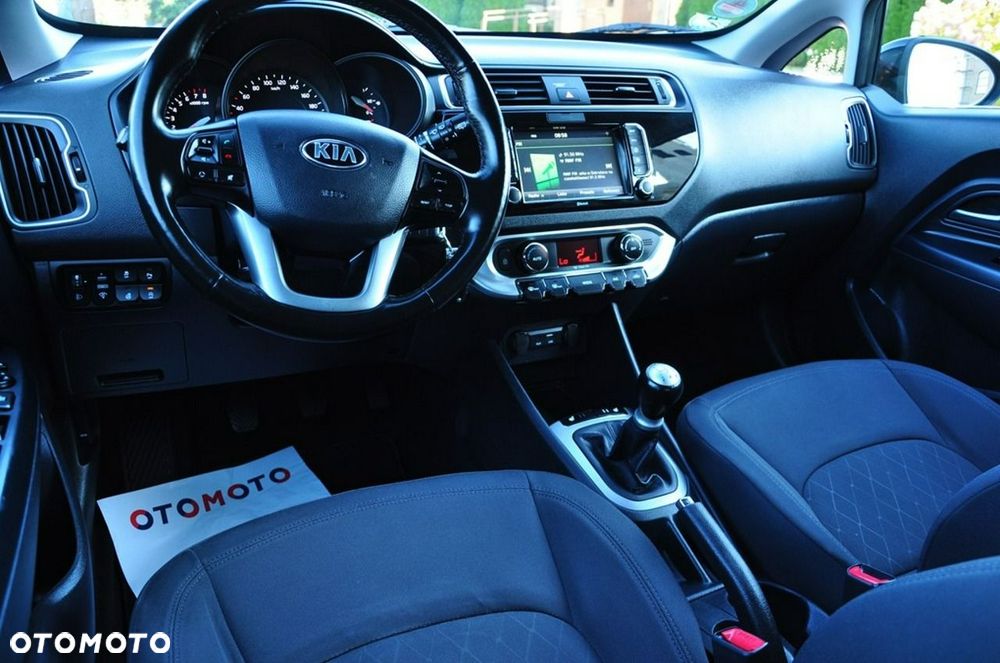 Kia Rio - 34