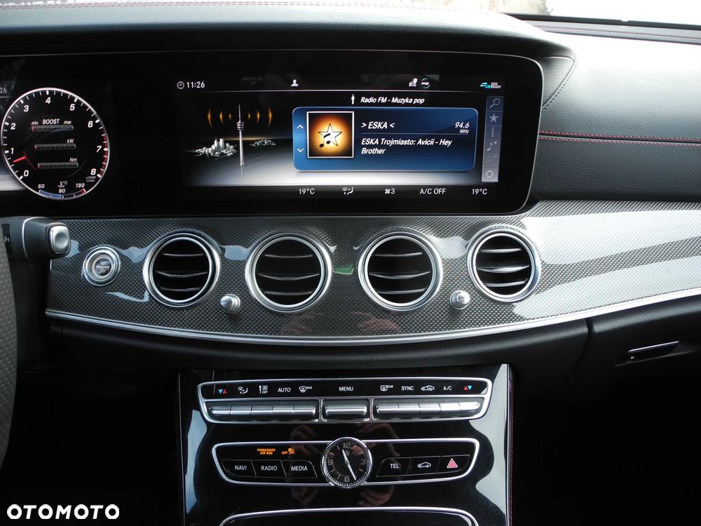 Mercedes-Benz Klasa E - 12