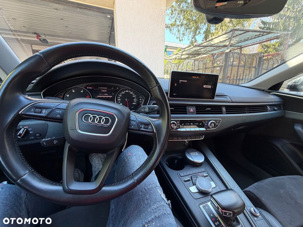 Audi A4 Avant - 11