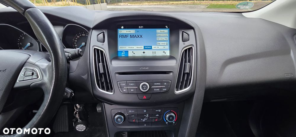 Ford Focus - 8