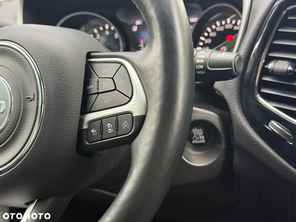 Jeep Compass 1.4 TMair Limited 4WD S&S - 26