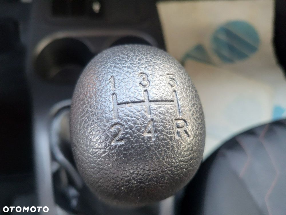 Mitsubishi Space Star - 31