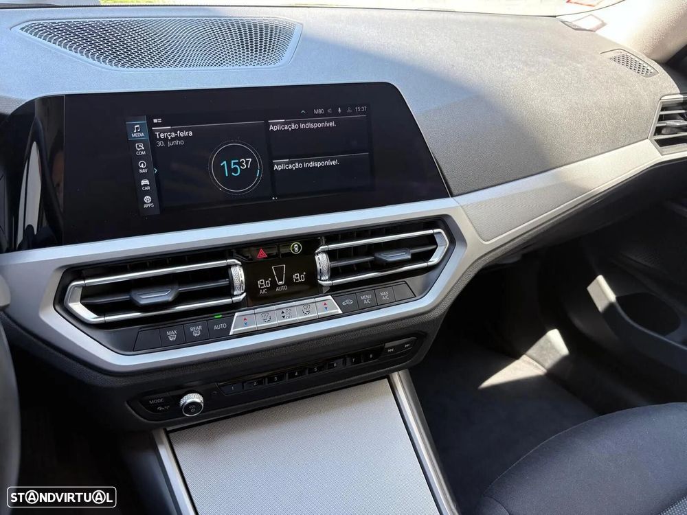 BMW 330 e Corporate Edition Auto - 48