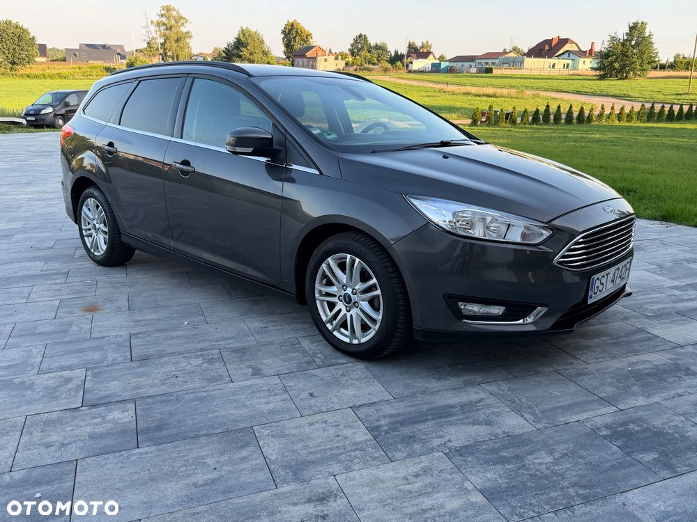 Ford Focus 1.0 EcoBoost Titanium - 1