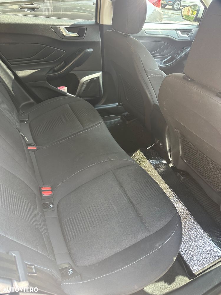 Ford Focus 1.5 EcoBlue Active - 8